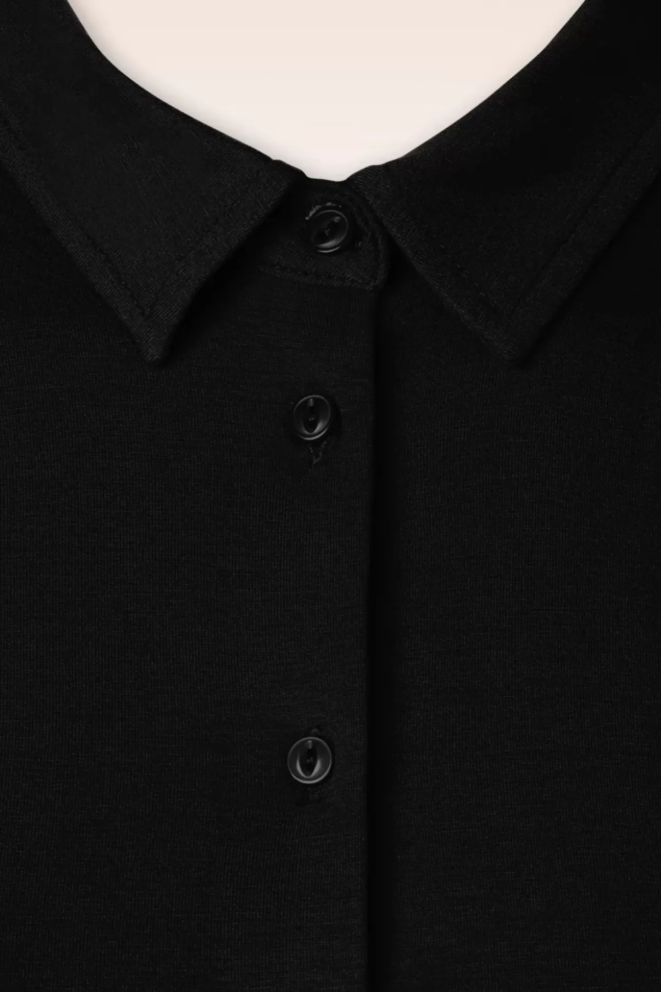 Carina Ecovero Lichte Blouse In Zwart