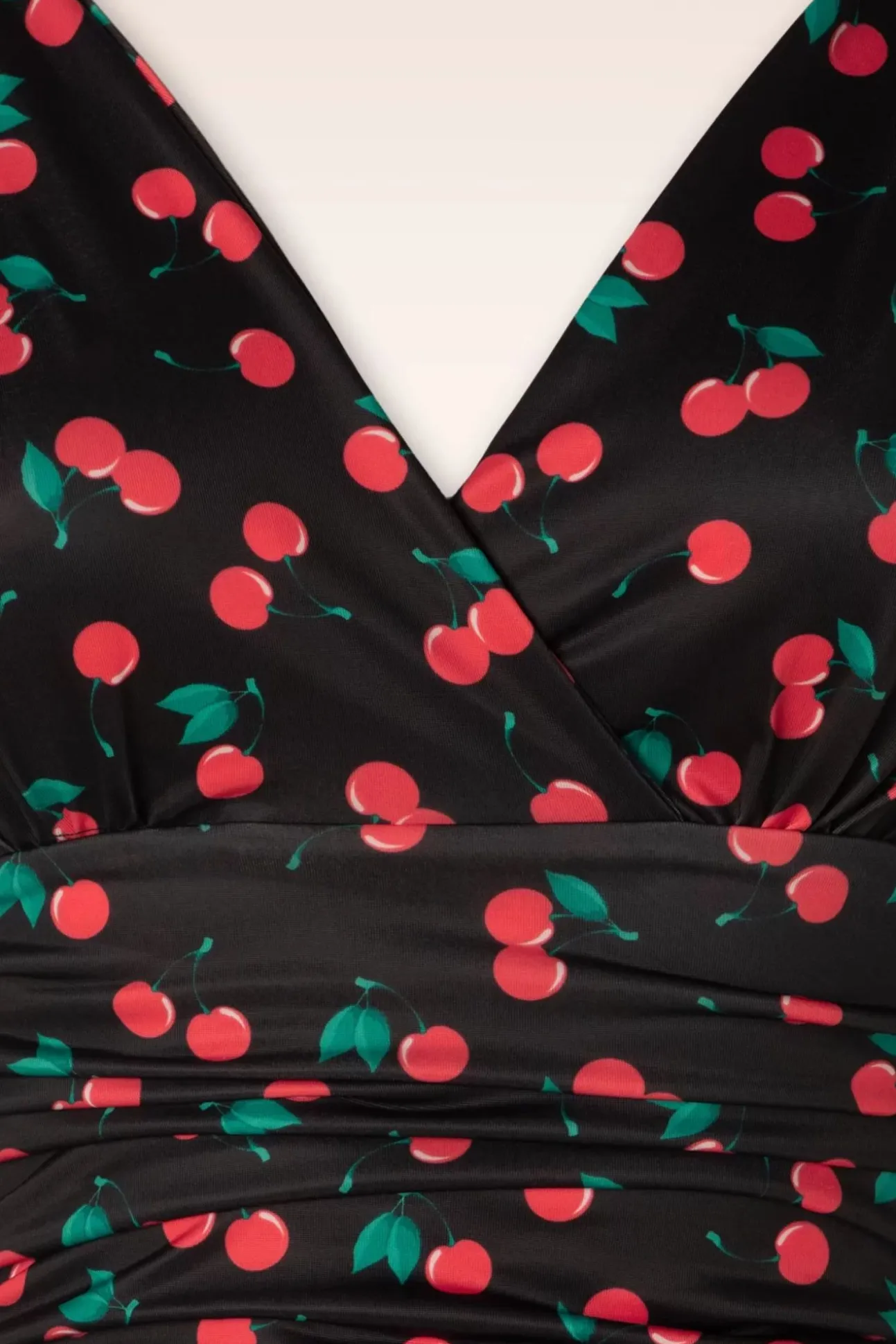 Grecian Cherry Jurk In Zwart