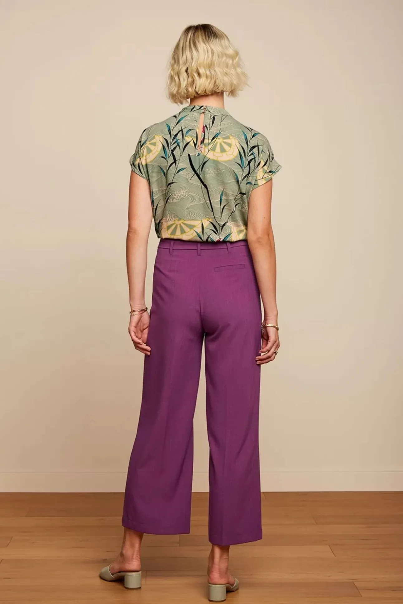 Neva Cropped Broek Timba In Caspia Paars